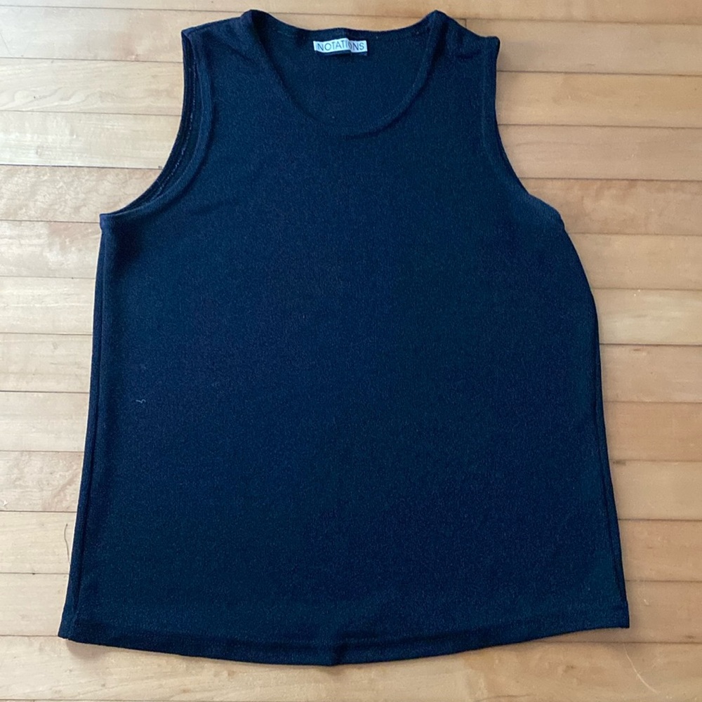 Notation women’s medium sleeveless black top